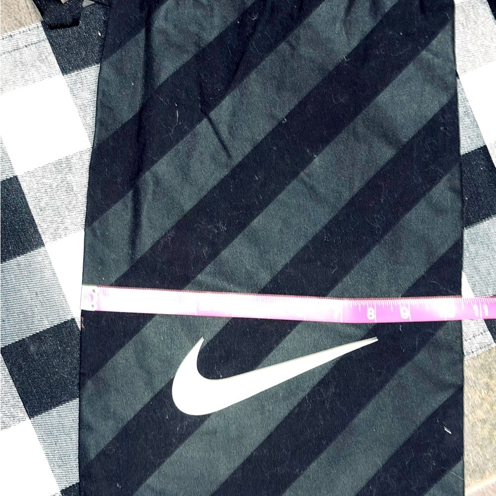 NIKE Drawstring Shoe Bag - Picture 6 of 7